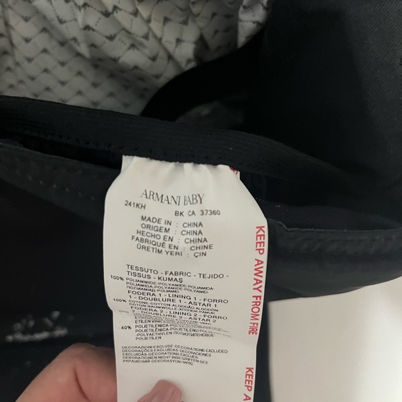 SOLD - Giorgio Armani Diaper Bag - Picture 9 of 10